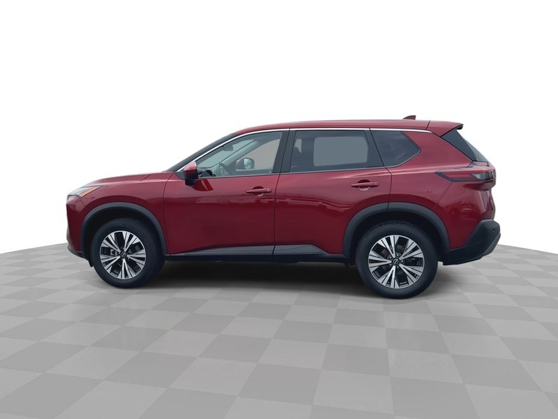 Nissan Rogue Vehicle Full-screen Gallery Image 7