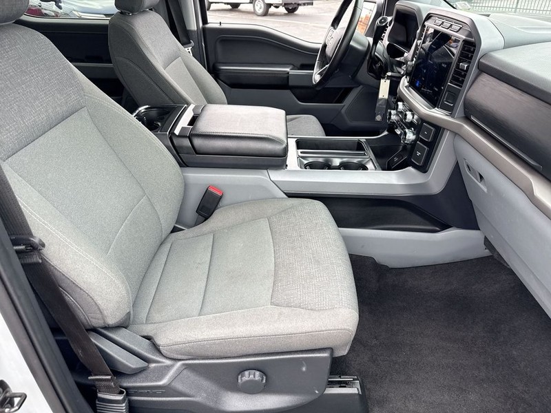 Ford F-150 Vehicle Full-screen Gallery Image 33