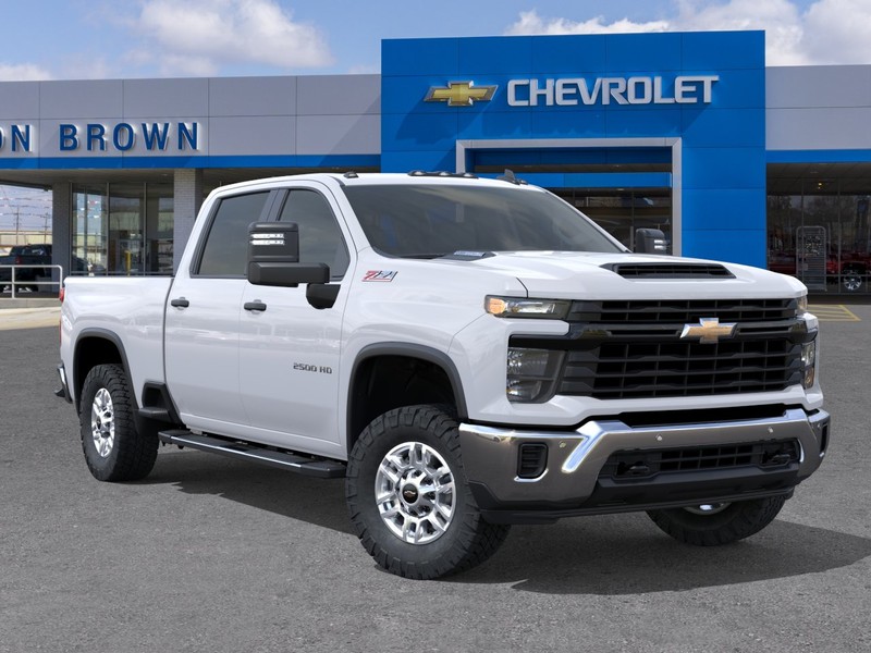 Chevrolet Silverado 2500 HD Vehicle Full-screen Gallery Image 7