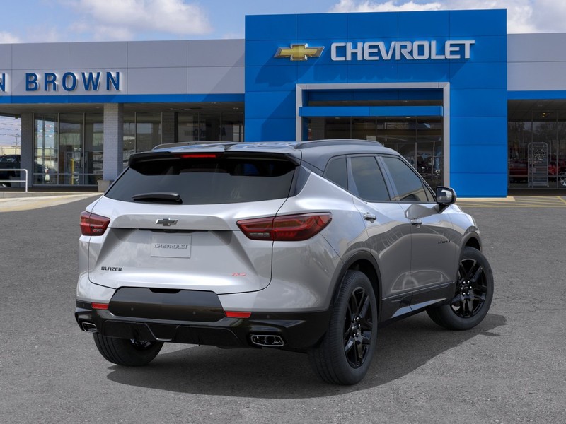 Chevrolet Blazer Vehicle Full-screen Gallery Image 4
