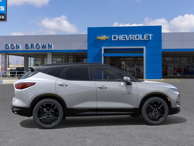 Chevrolet Blazer Vehicle Full-screen Gallery Image 5
