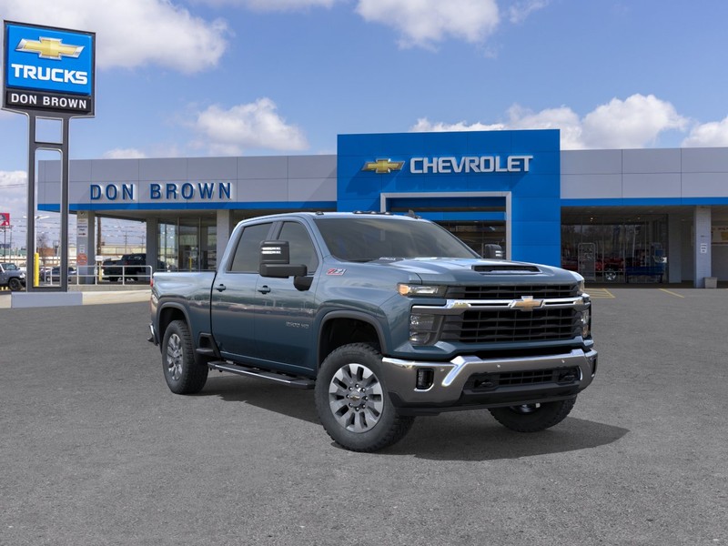 2026 Chevrolet Silverado HD LT 4WD Crew Cab Standard Box's photo