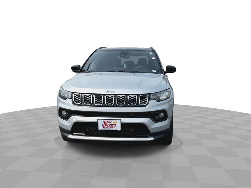Jeep Compass Vehicle Full-screen Gallery Image 4