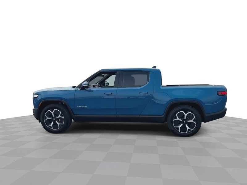 Rivian R1T Vehicle Full-screen Gallery Image 7