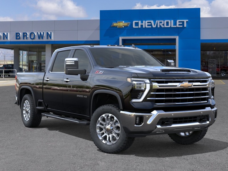 Chevrolet Silverado 2500 HD Vehicle Full-screen Gallery Image 7