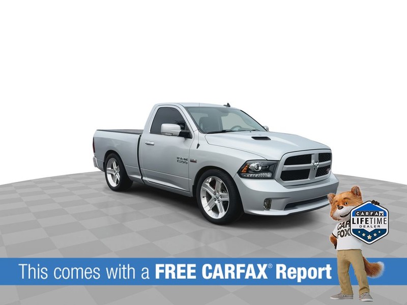 Ram 1500 Vehicle Full-screen Gallery Image 3