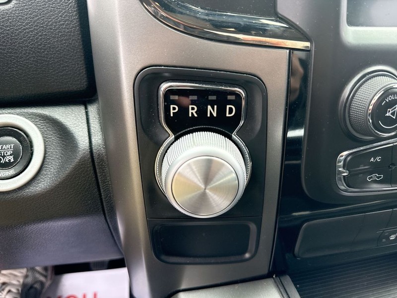 Ram 1500 Vehicle Full-screen Gallery Image 23