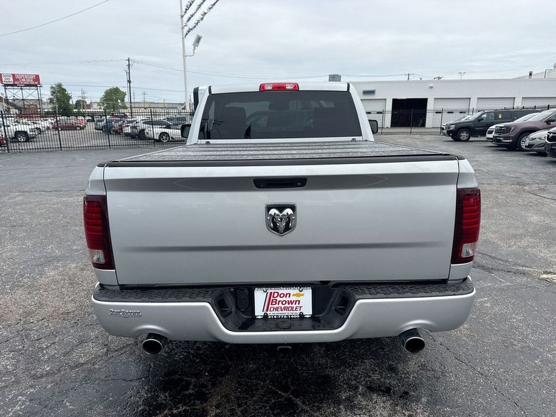 Ram 1500 Vehicle Full-screen Gallery Image 31