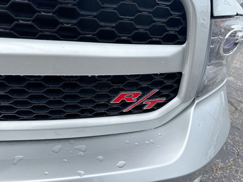 Ram 1500 Vehicle Full-screen Gallery Image 36