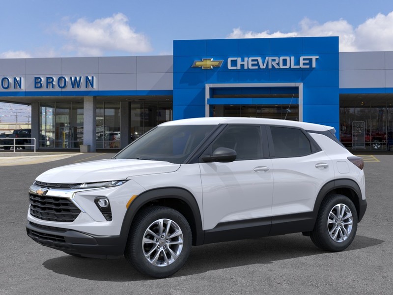 Chevrolet Trailblazer Vehicle Full-screen Gallery Image 2