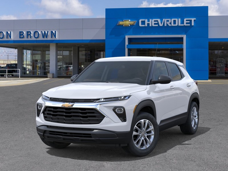 Chevrolet Trailblazer Vehicle Full-screen Gallery Image 6