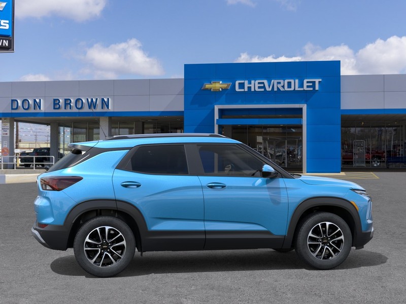 Chevrolet Trailblazer Vehicle Full-screen Gallery Image 5
