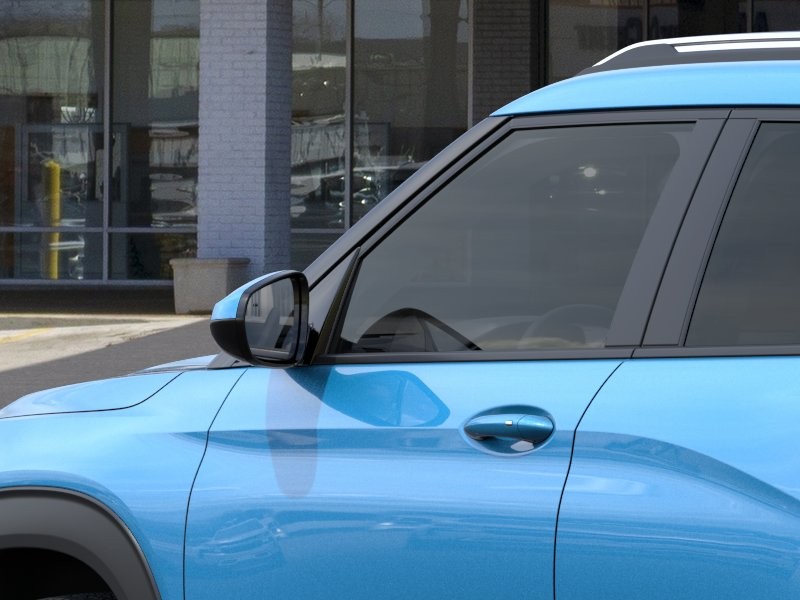 Chevrolet Trailblazer Vehicle Full-screen Gallery Image 12