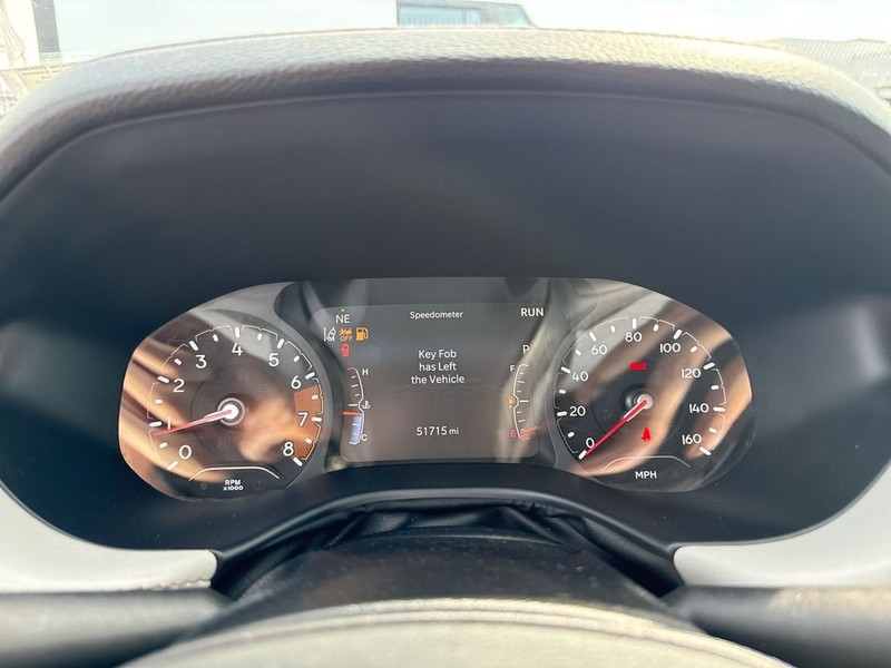 Jeep Compass Vehicle Full-screen Gallery Image 19