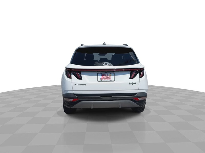 Hyundai Tucson Vehicle Full-screen Gallery Image 11