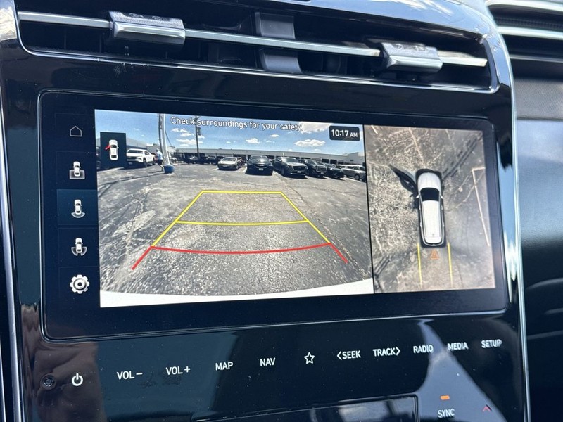 Hyundai Tucson Vehicle Full-screen Gallery Image 20