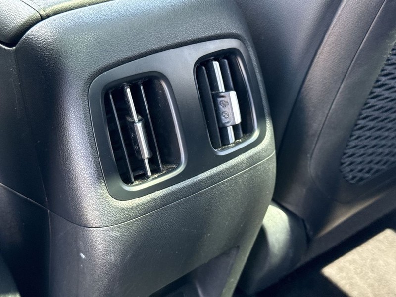Hyundai Tucson Vehicle Full-screen Gallery Image 27