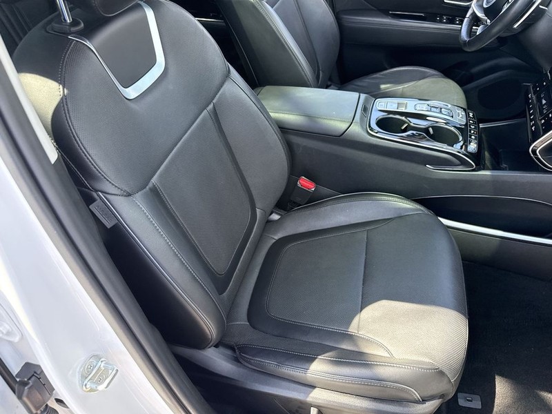Hyundai Tucson Vehicle Full-screen Gallery Image 34