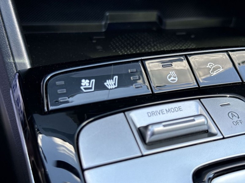 Hyundai Tucson Vehicle Full-screen Gallery Image 43