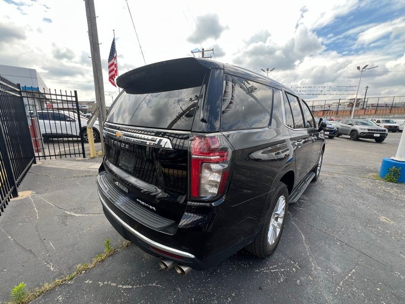 Chevrolet Tahoe Vehicle Full-screen Gallery Image 6