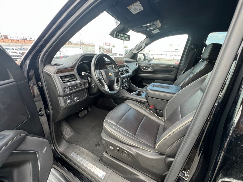 Chevrolet Tahoe Vehicle Full-screen Gallery Image 7