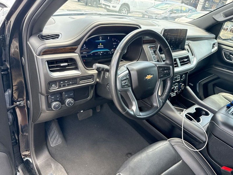 Chevrolet Tahoe Vehicle Full-screen Gallery Image 12