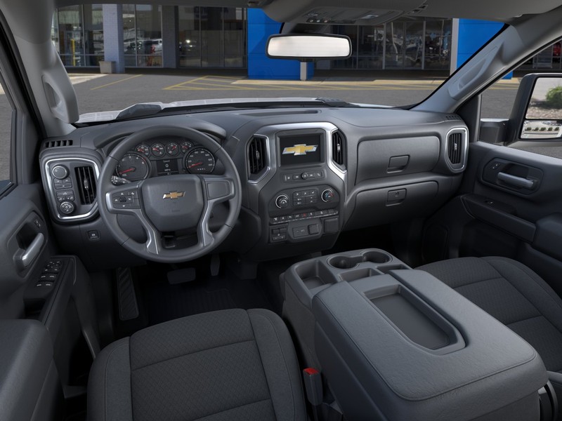 Chevrolet Silverado 2500 HD Vehicle Full-screen Gallery Image 15
