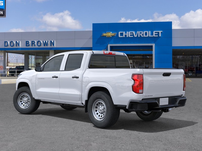 Chevrolet Colorado Vehicle Full-screen Gallery Image 3