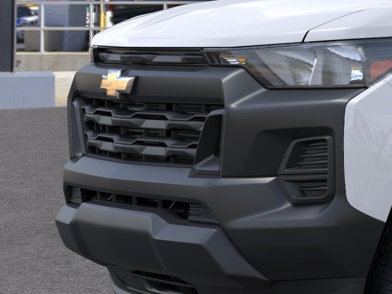 Chevrolet Colorado Vehicle Full-screen Gallery Image 13