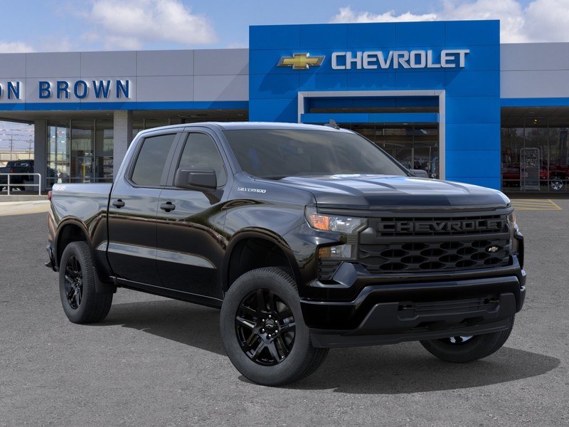 Chevrolet Silverado 1500 Vehicle Full-screen Gallery Image 7