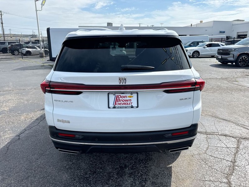Buick Enclave Vehicle Full-screen Gallery Image 26