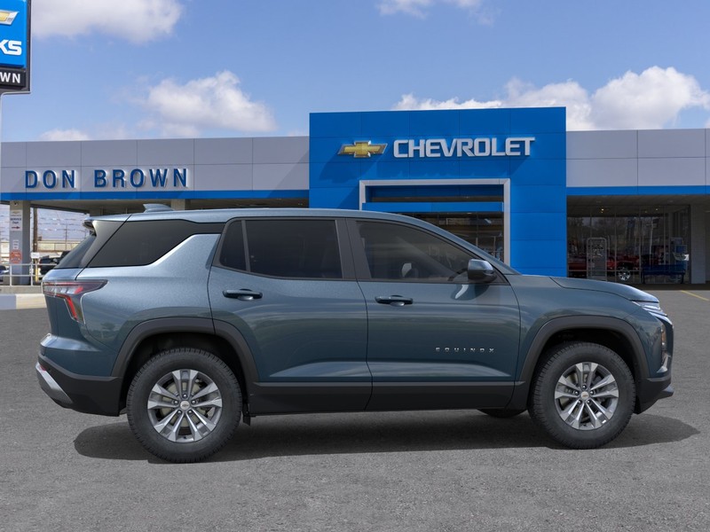 Chevrolet Equinox Vehicle Full-screen Gallery Image 5