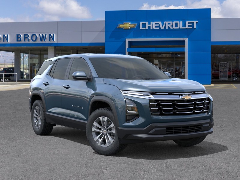 Chevrolet Equinox Vehicle Full-screen Gallery Image 7