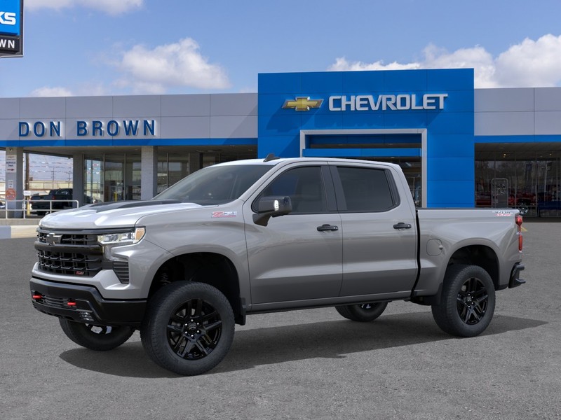Chevrolet Silverado 1500 Vehicle Full-screen Gallery Image 2