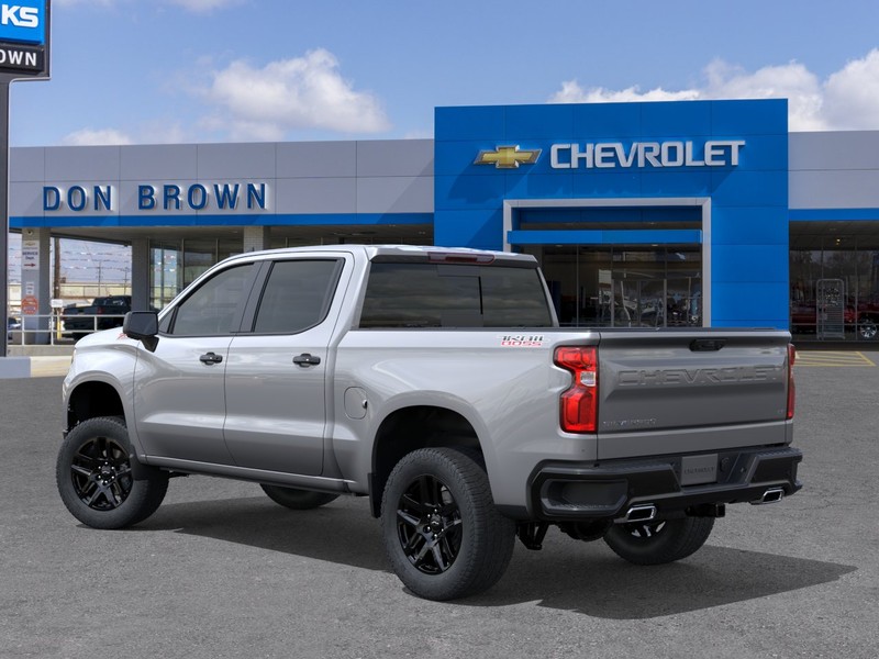 Chevrolet Silverado 1500 Vehicle Full-screen Gallery Image 3