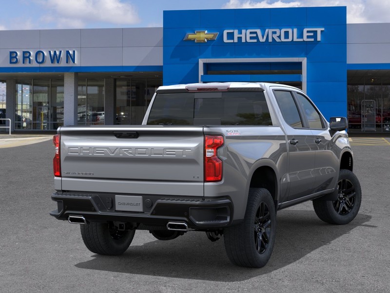 Chevrolet Silverado 1500 Vehicle Full-screen Gallery Image 4