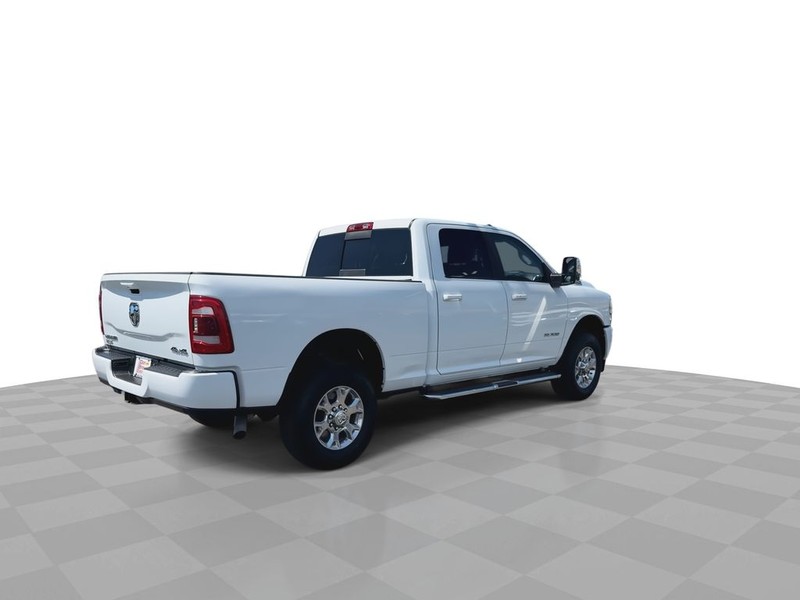 Ram 2500 Vehicle Full-screen Gallery Image 13