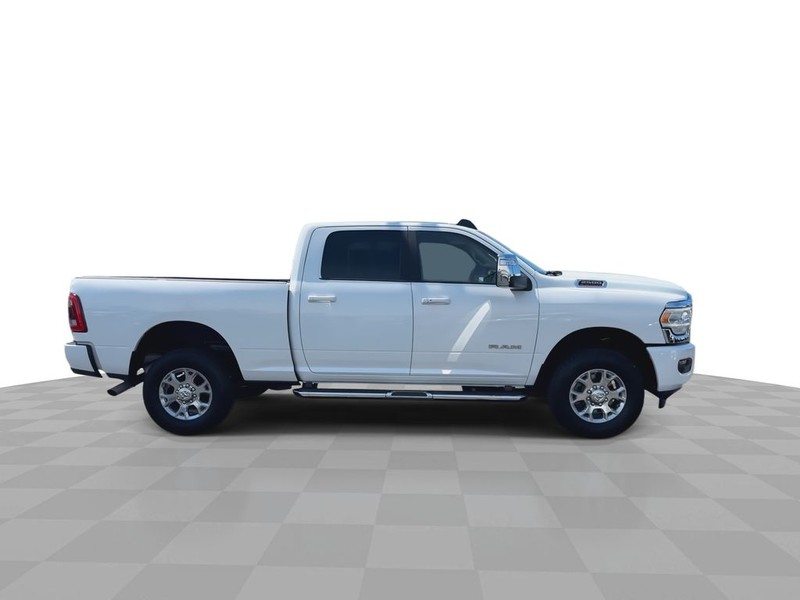 Ram 2500 Vehicle Full-screen Gallery Image 14