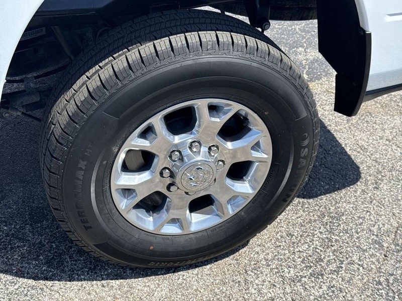 Ram 2500 Vehicle Full-screen Gallery Image 50
