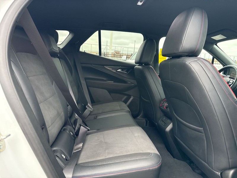 Chevrolet Blazer EV Vehicle Full-screen Gallery Image 31