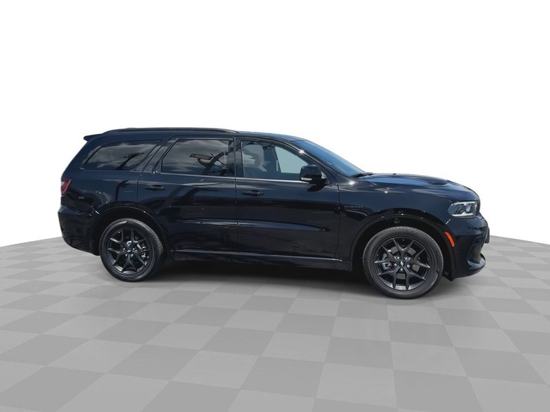 Dodge Durango Vehicle Full-screen Gallery Image 10