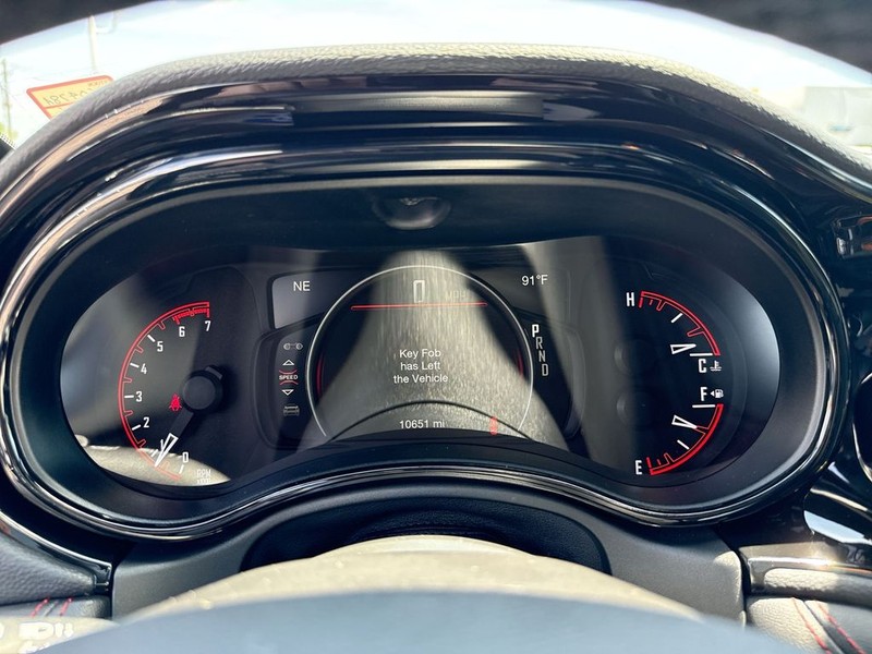 Dodge Durango Vehicle Full-screen Gallery Image 13