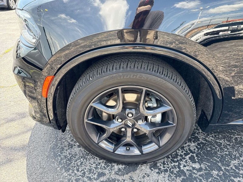 Dodge Durango Vehicle Full-screen Gallery Image 31