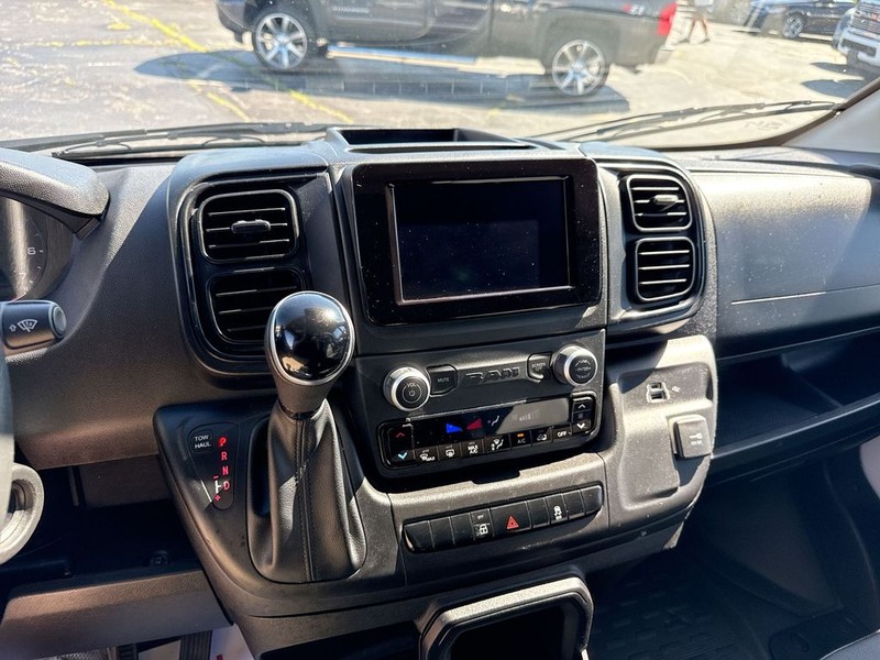Ram ProMaster Cargo Van Vehicle Full-screen Gallery Image 20