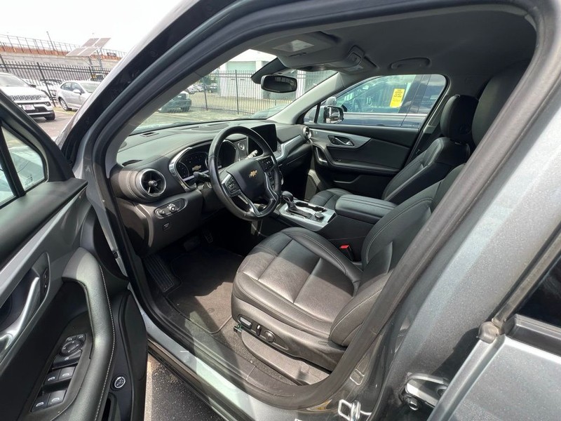 Chevrolet Blazer Vehicle Full-screen Gallery Image 05