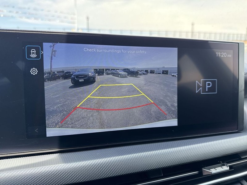 Hyundai Sonata Vehicle Full-screen Gallery Image 27