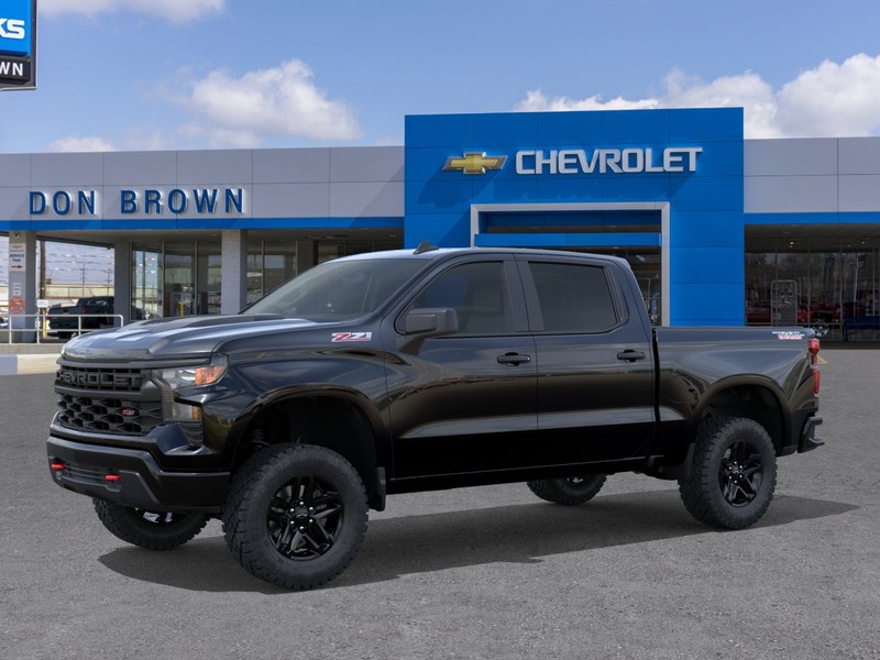 Chevrolet Silverado 1500 Vehicle Full-screen Gallery Image 2
