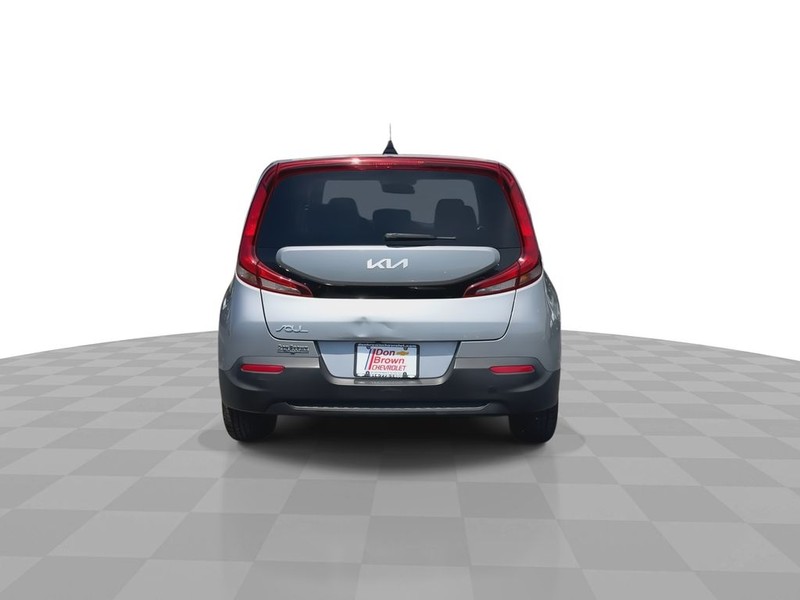 Kia Soul Vehicle Full-screen Gallery Image 11