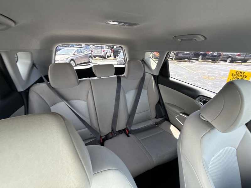 Kia Soul Vehicle Full-screen Gallery Image 21