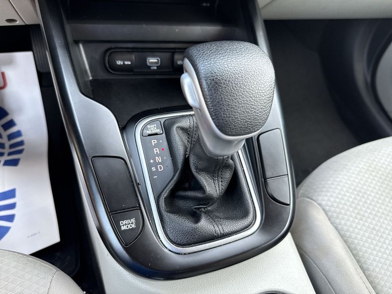 Kia Soul Vehicle Full-screen Gallery Image 28